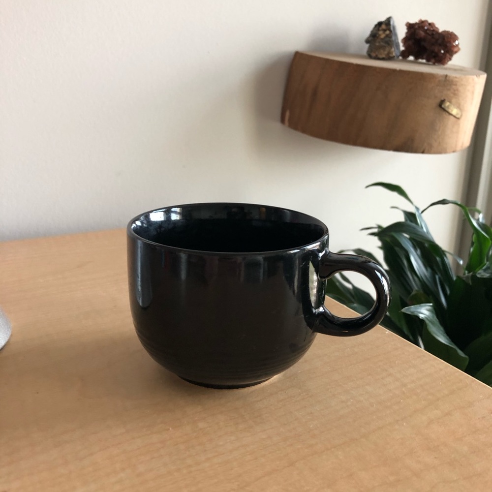 SMALL BLACK JAPANESE THICK MUG